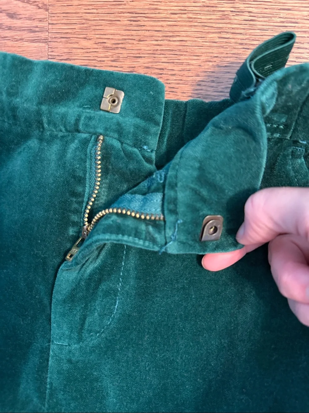 Size 7 boys green velvet dress pants from Gymboree.
